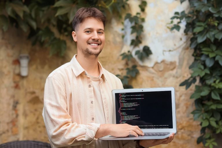 How to Choose the Best NDIS Software for Providers in Australia